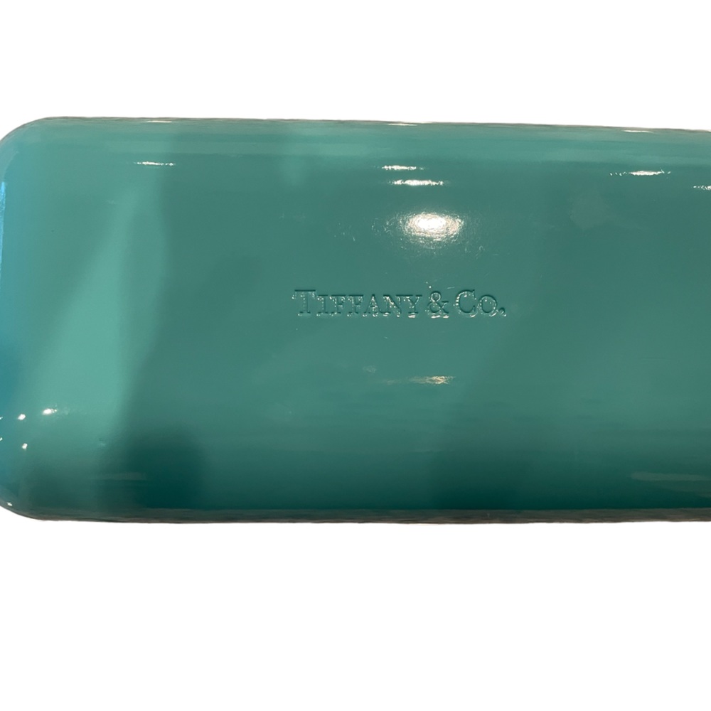 Glass case